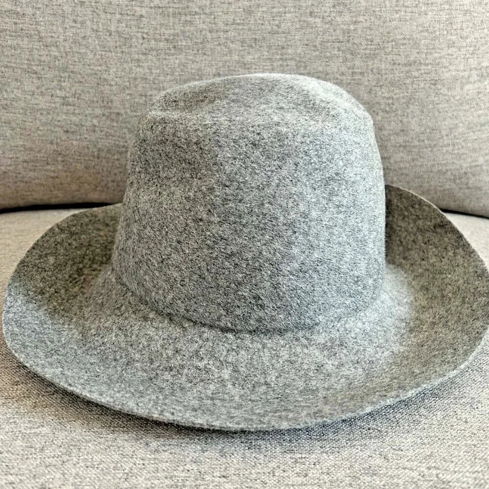 NOS Vintage Saks Fifth Avenue ASTRE Ladies Bucket Wool Hat - Grey